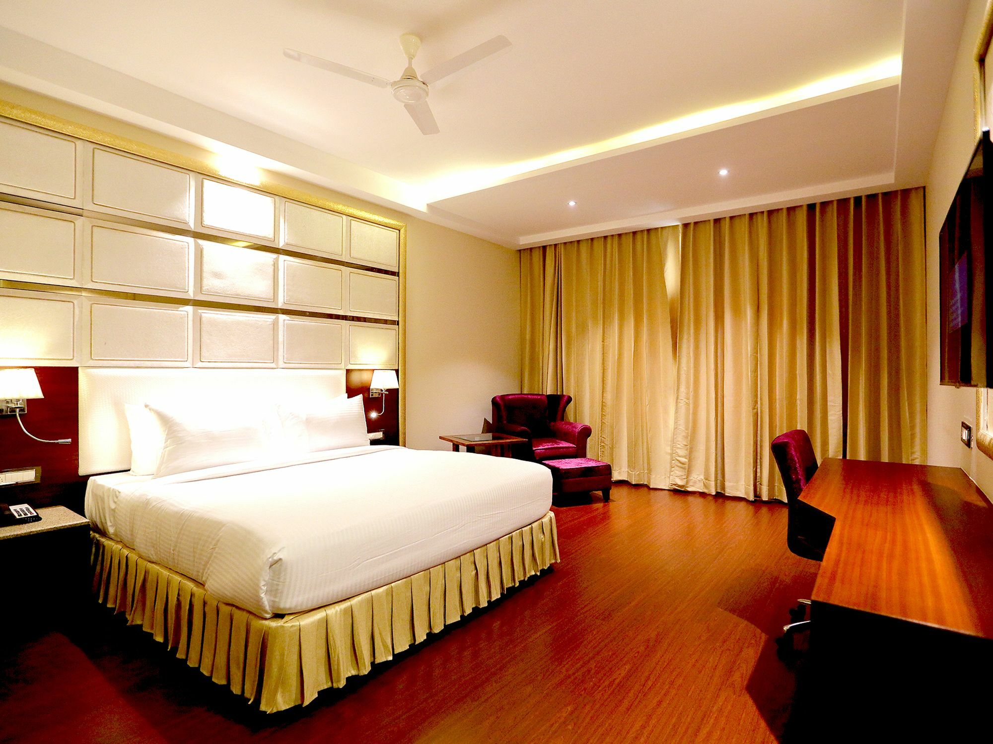Hotel Kasturi Orchid Pāl Exteriér fotografie